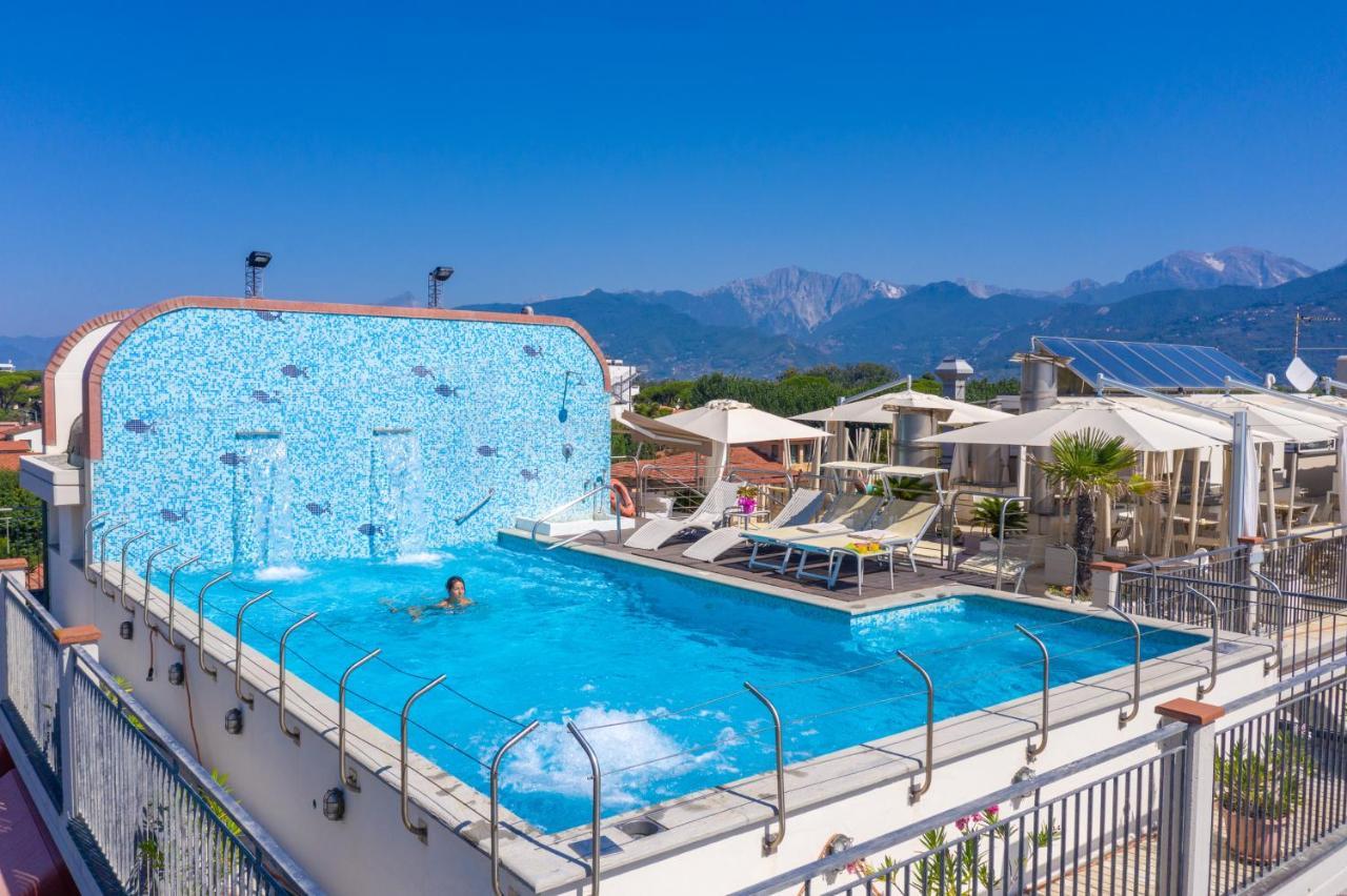 Hotel Nuova Sabrina Marina di Pietrasanta Exterior foto